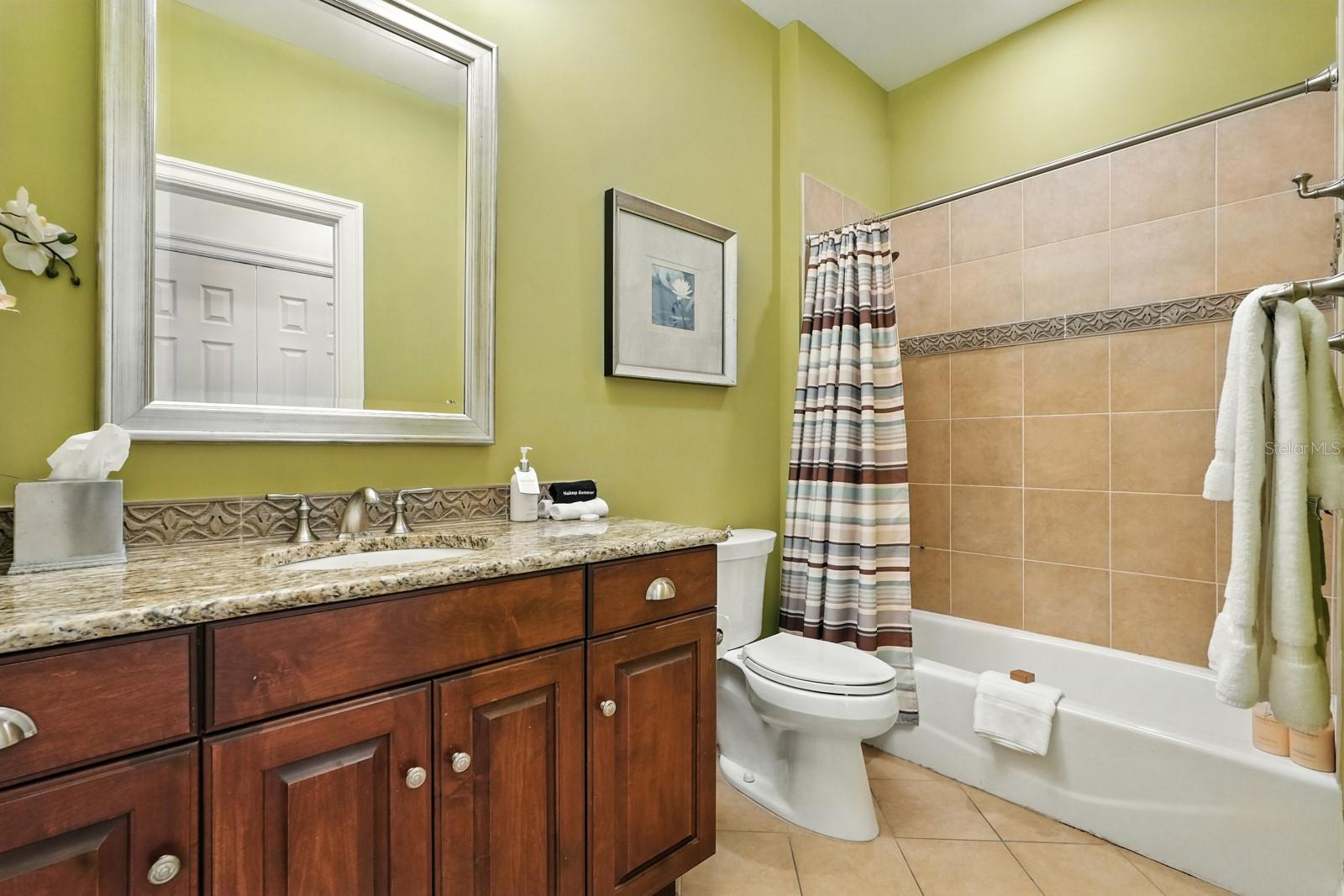 Image 30 of 67 For 200 Ocean Crest Drive 641
