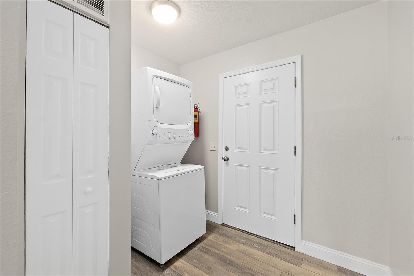 Image 31 of 35 For 2256 Ocean Shore Boulevard