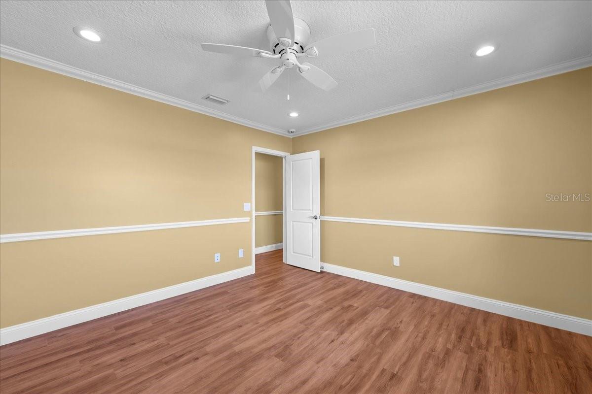 Image 34 of 57 For 164 Moonlite Drive