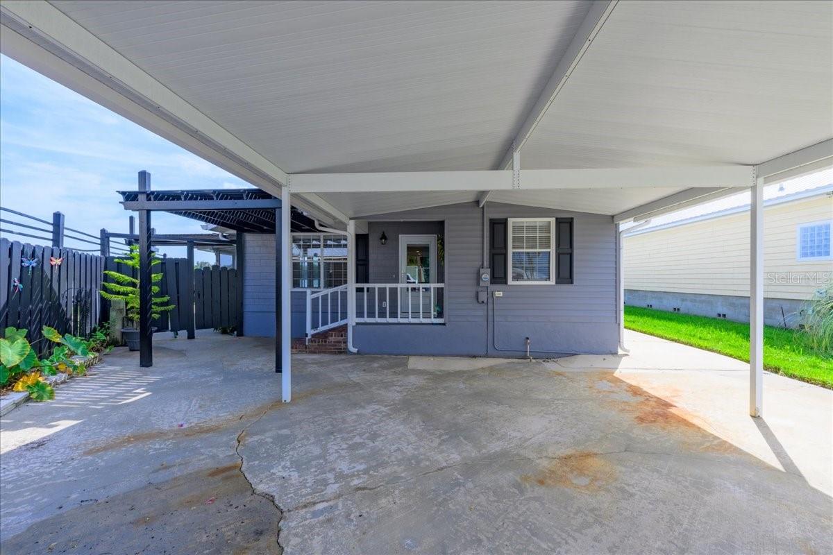 Image 4 of 57 For 164 Moonlite Drive