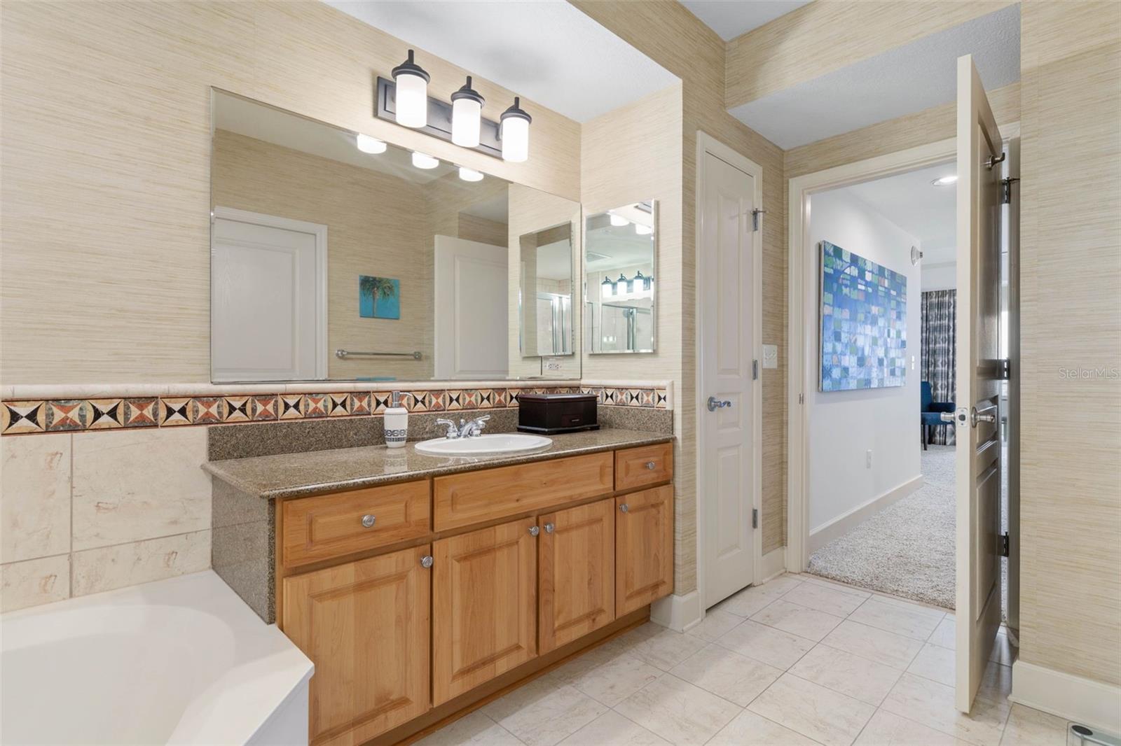 Image 28 of 76 For 200 Ocean Crest Drive 718
