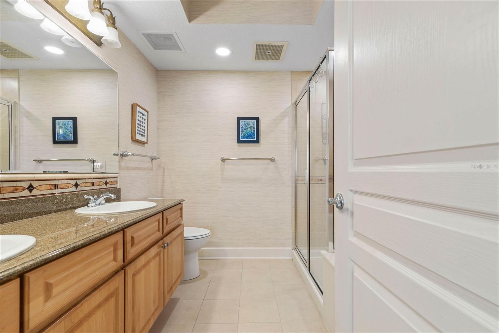 Image 34 of 76 For 200 Ocean Crest Drive 718