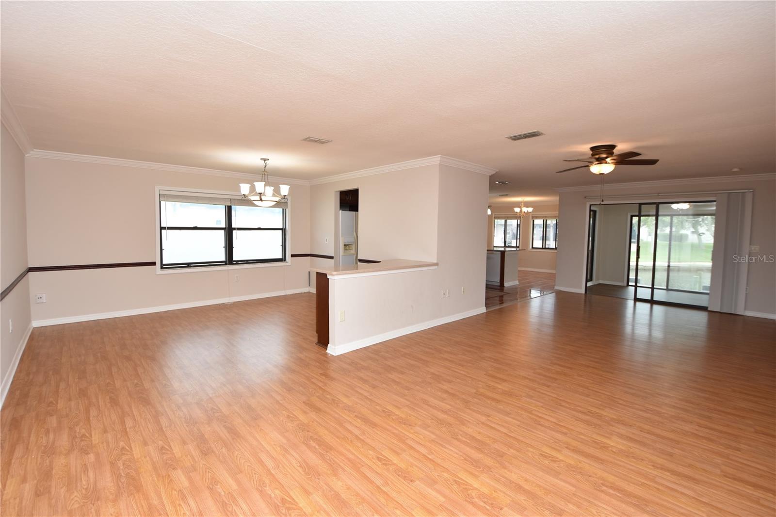 Image 10 of 35 For 31 Comanche Court