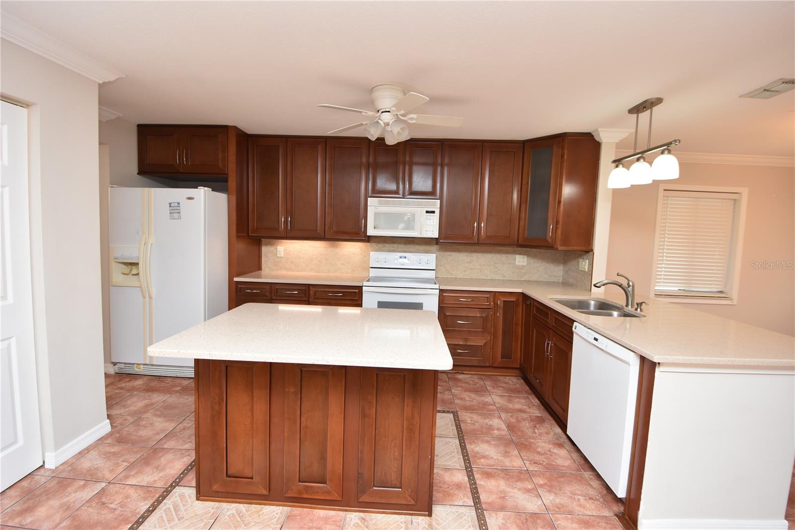 Image 16 of 35 For 31 Comanche Court