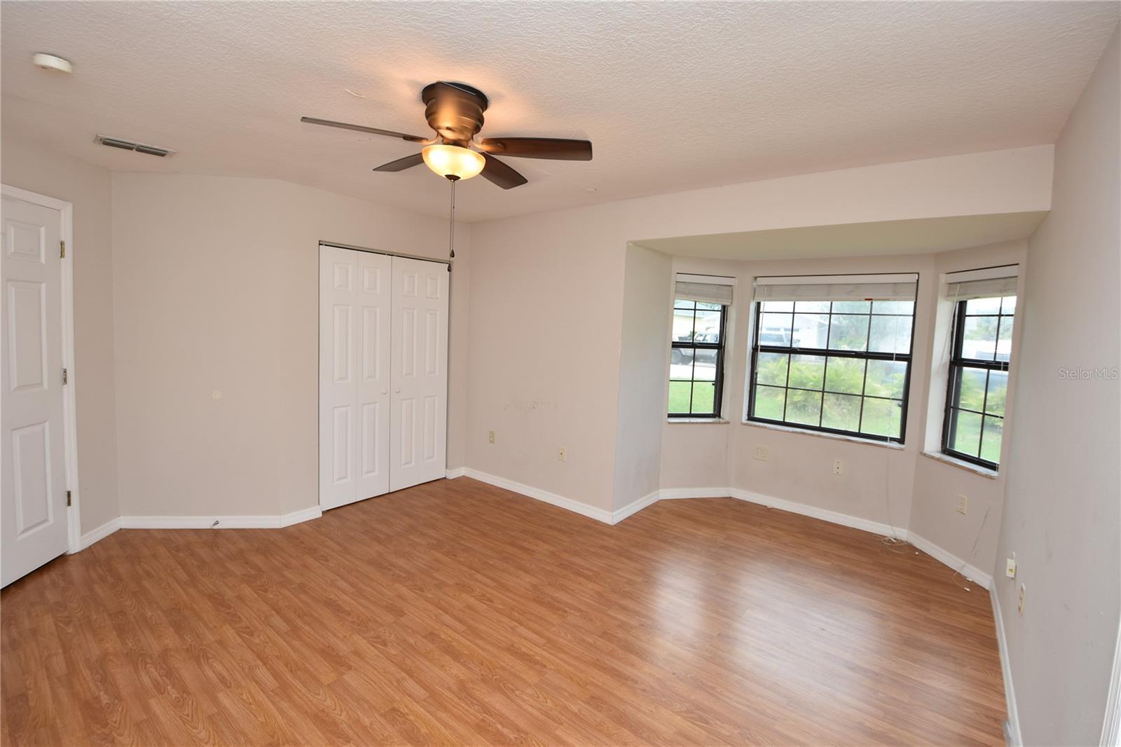 Image 8 of 35 For 31 Comanche Court