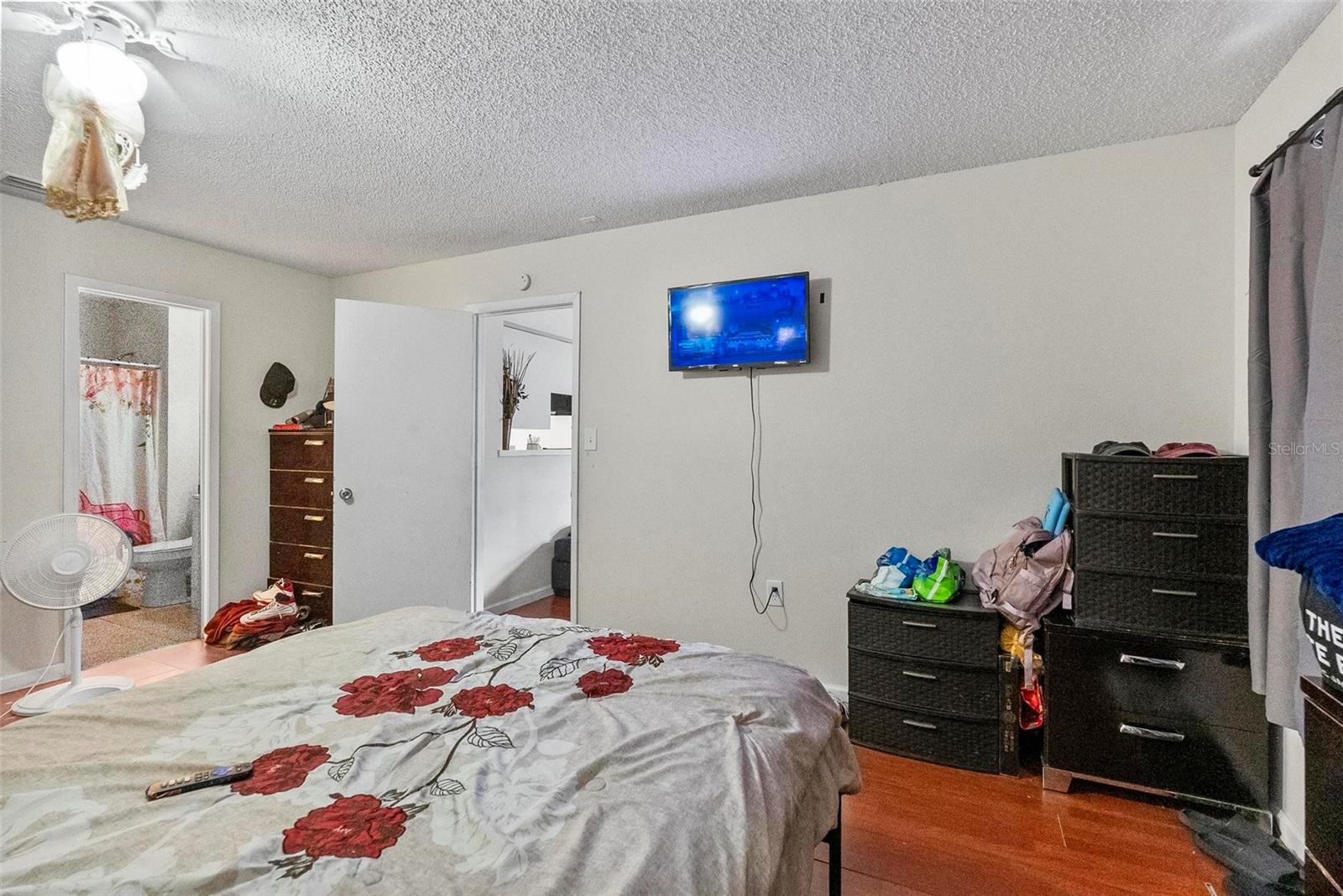 Image 15 of 28 For 3079 Pigeon Cove Street