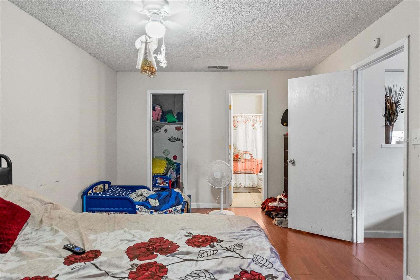 Image 17 of 28 For 3079 Pigeon Cove Street