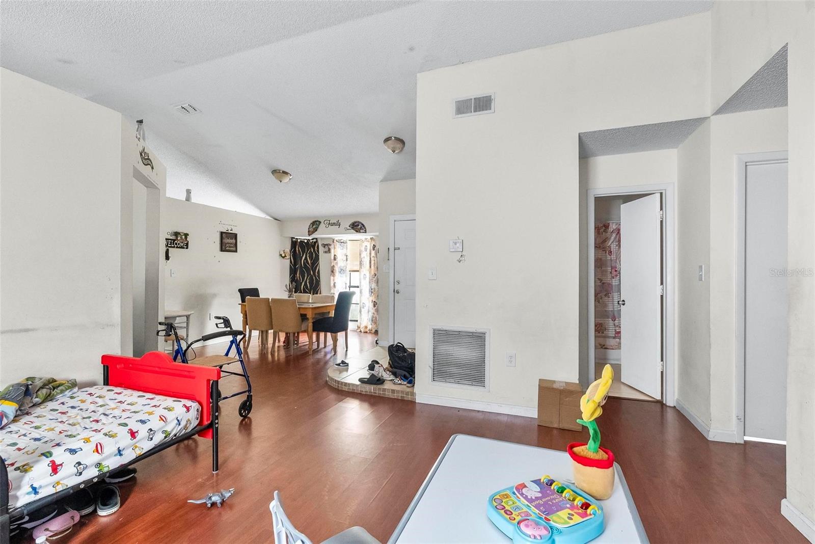 Image 18 of 28 For 3079 Pigeon Cove Street