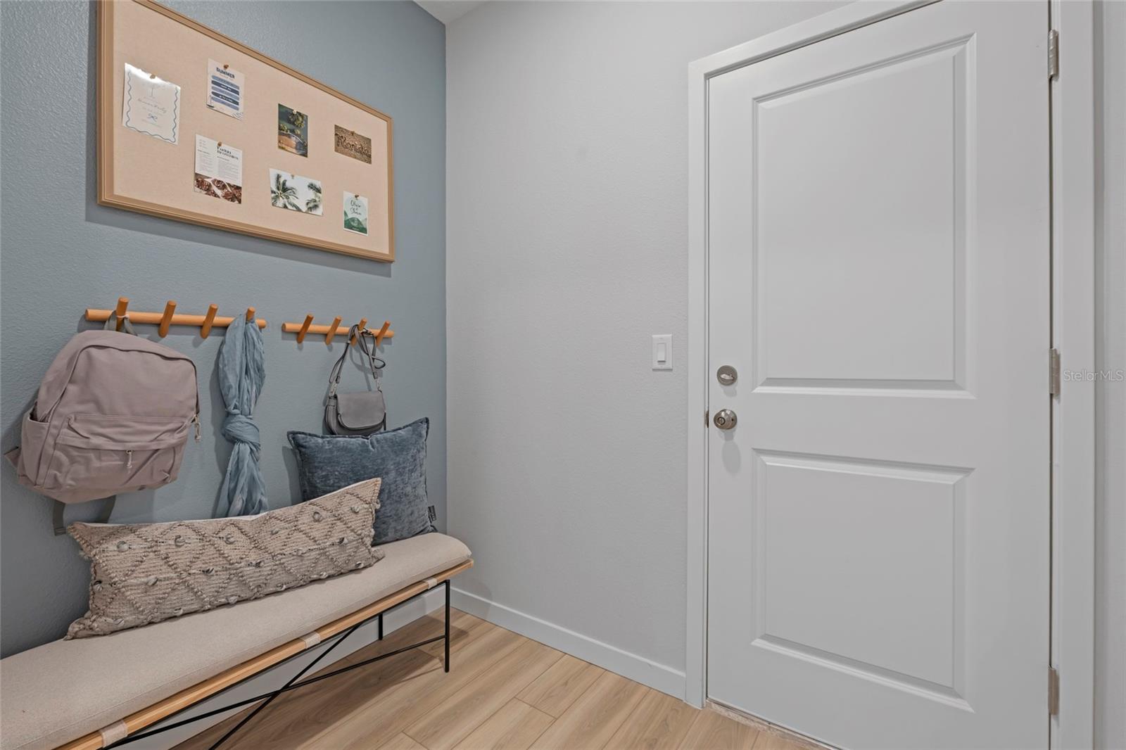 Image 21 of 21 For 33 Perseus Avenue