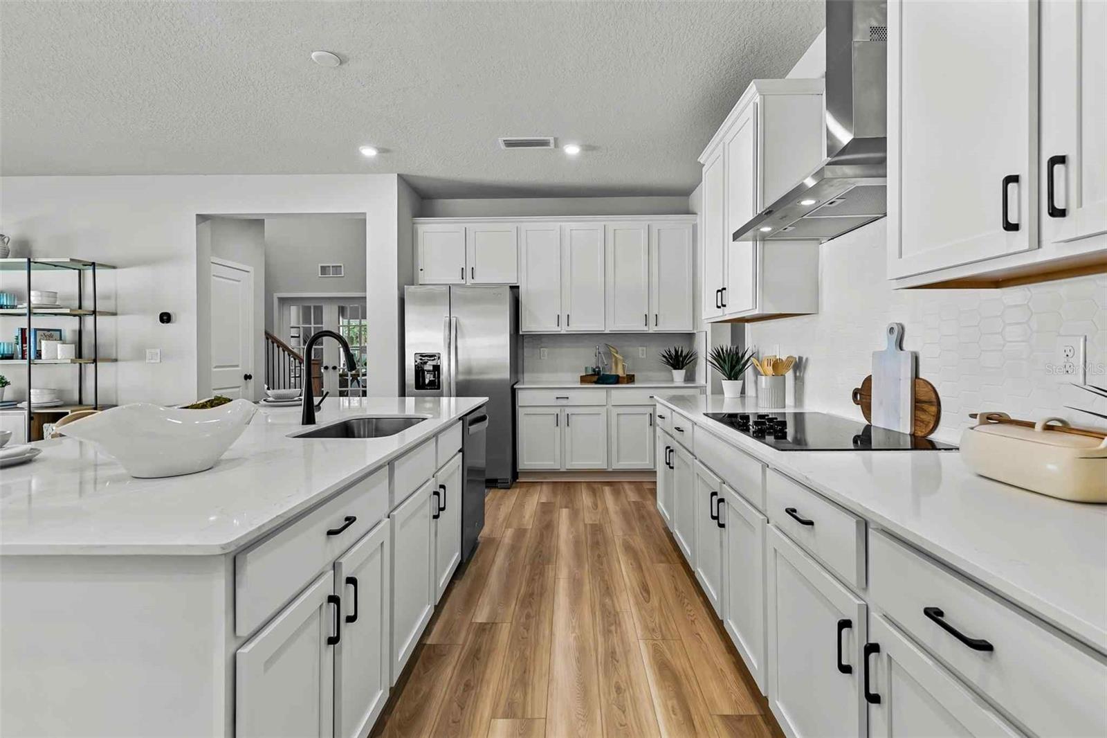 Image 16 of 35 For 9 Perseus Avenue