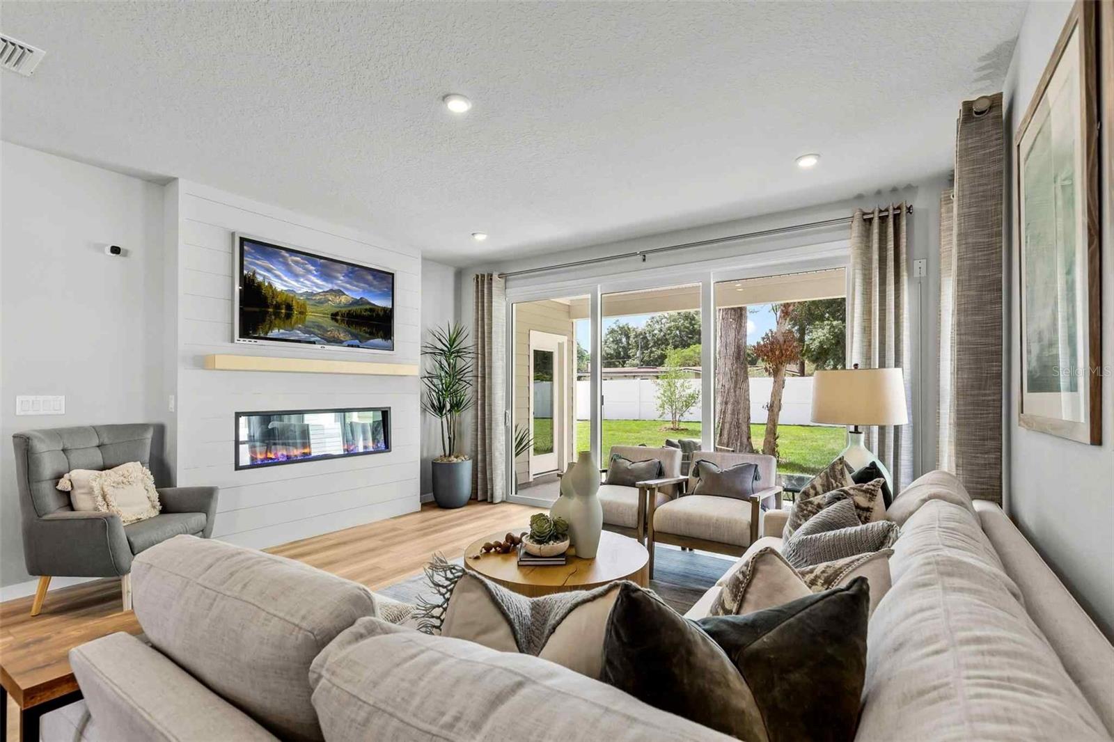 Image 21 of 35 For 9 Perseus Avenue