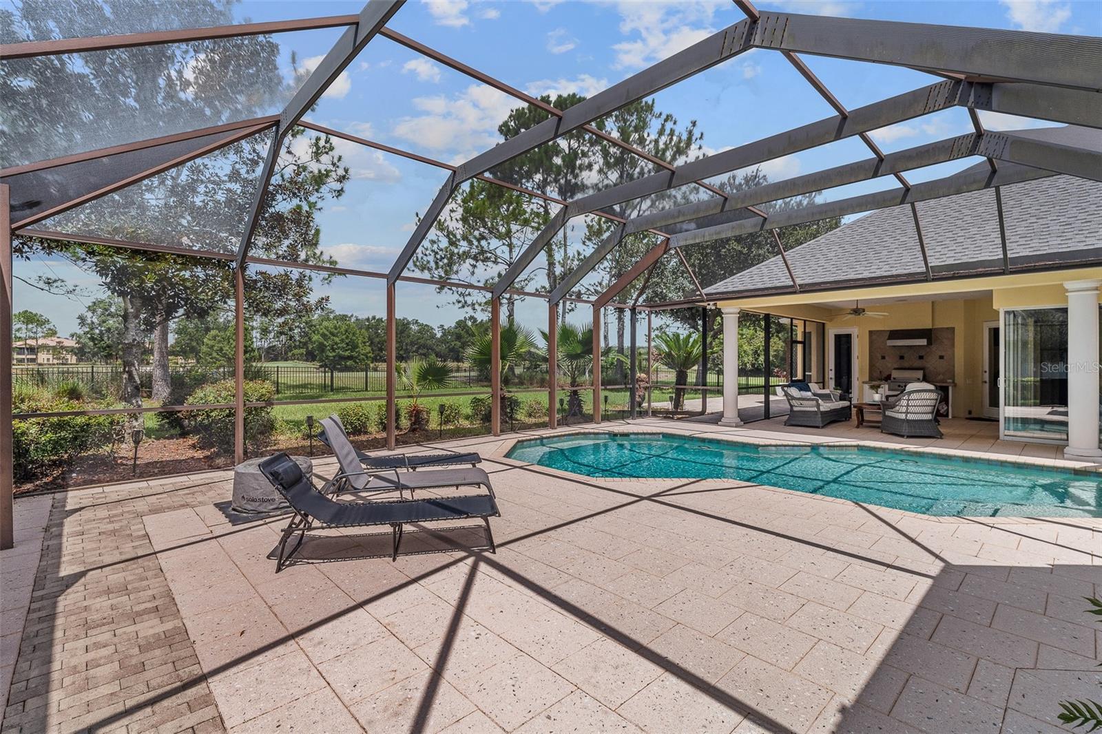 Image 39 of 51 For 2045 Crown Drive