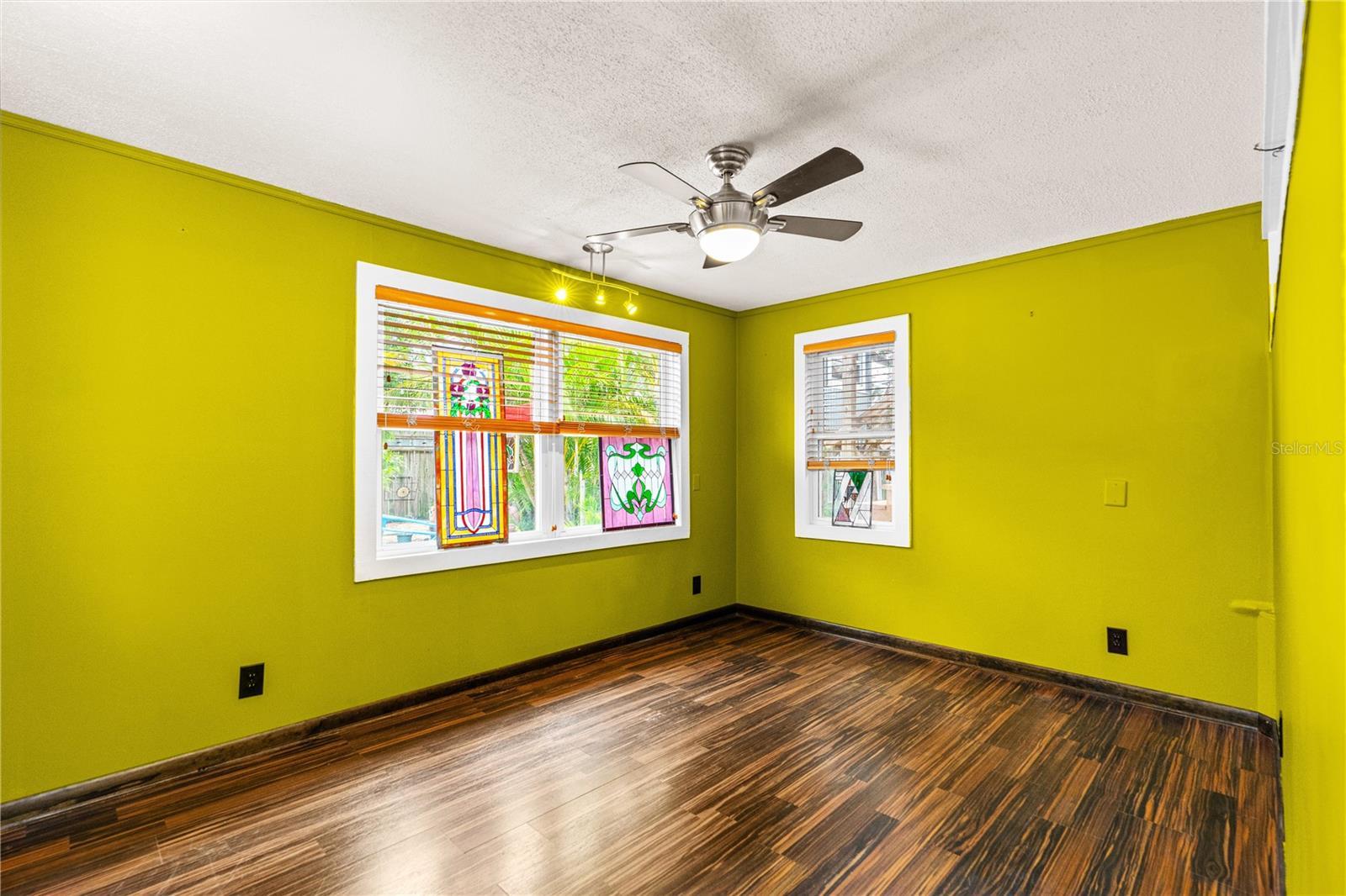 Image 33 of 78 For 4026 Cardinal Boulevard