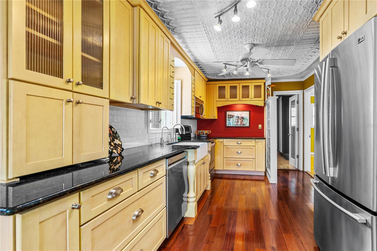 Image 45 of 78 For 4026 Cardinal Boulevard