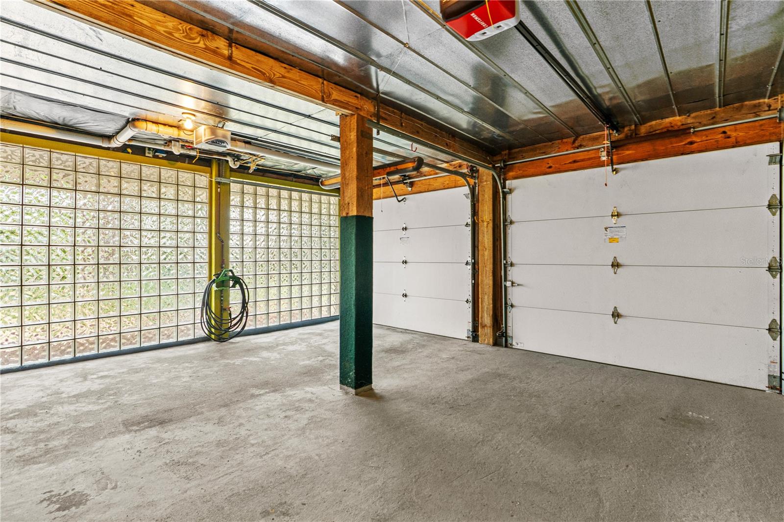 Image 61 of 78 For 4026 Cardinal Boulevard