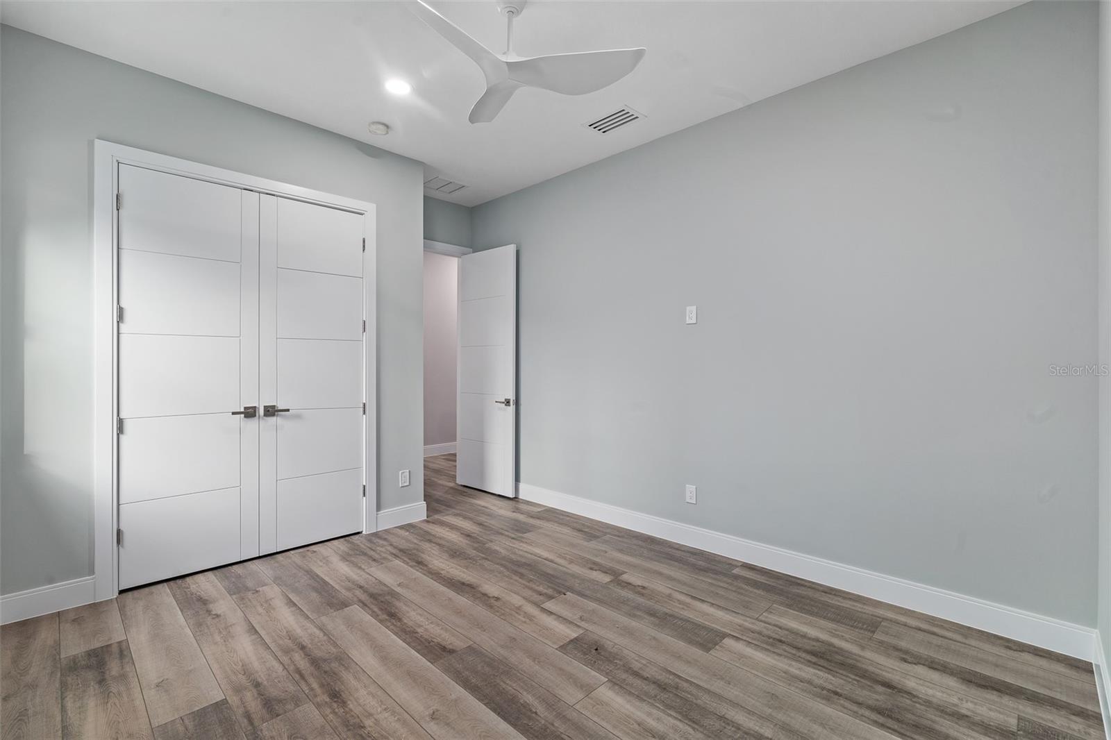 Image 42 of 62 For 13 Ferndale Lane
