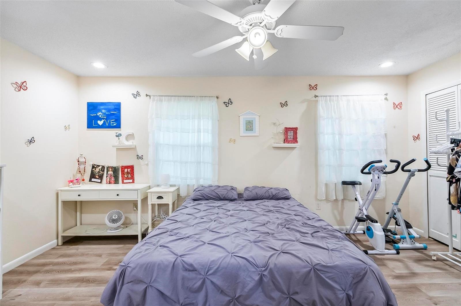 Image 17 of 40 For 230 Beechwood Lane