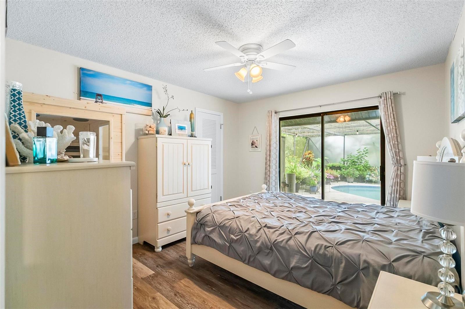 Image 21 of 40 For 230 Beechwood Lane