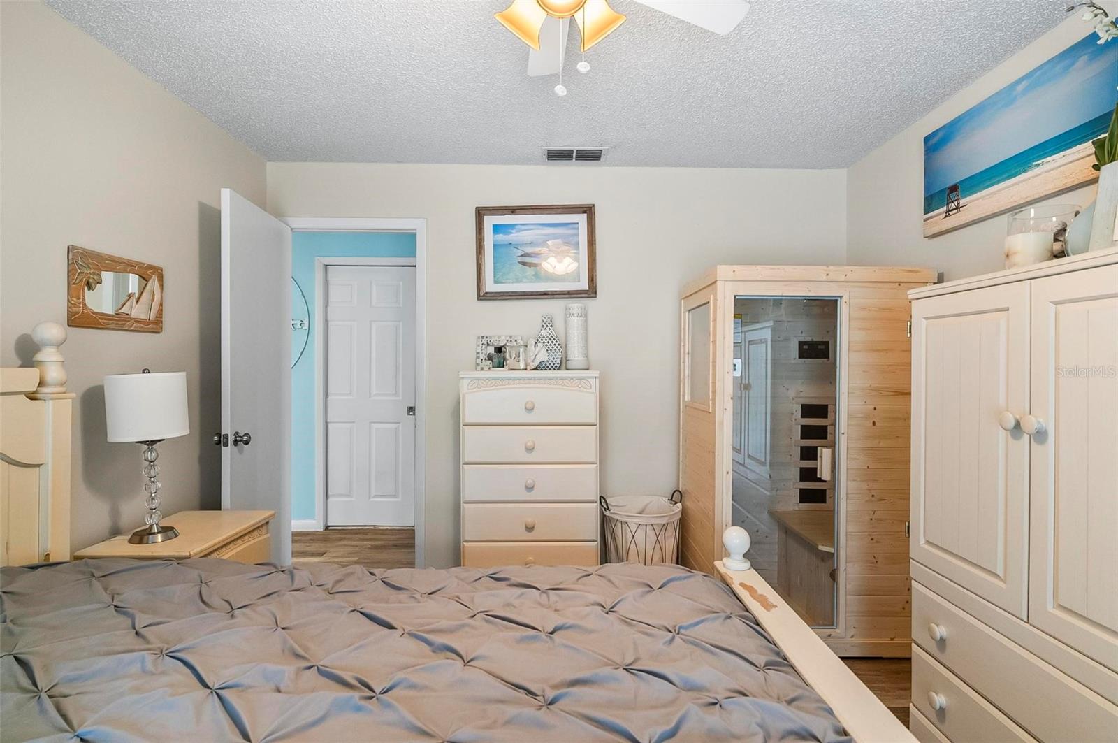 Image 22 of 40 For 230 Beechwood Lane