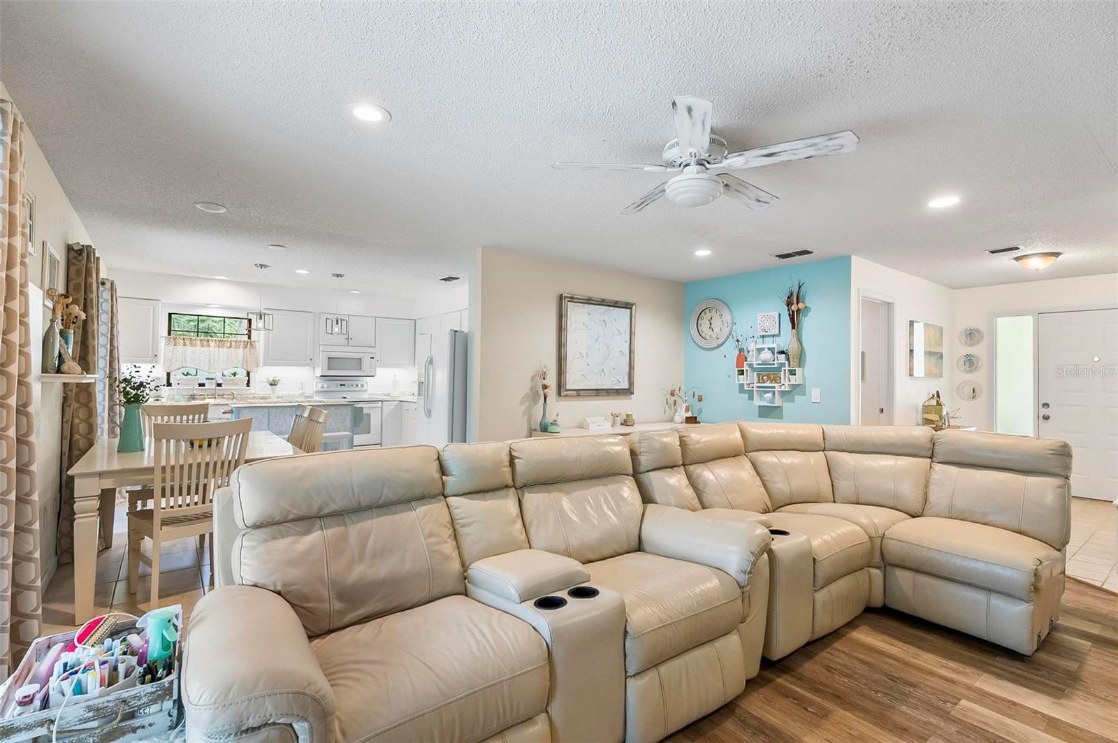 Image 6 of 40 For 230 Beechwood Lane