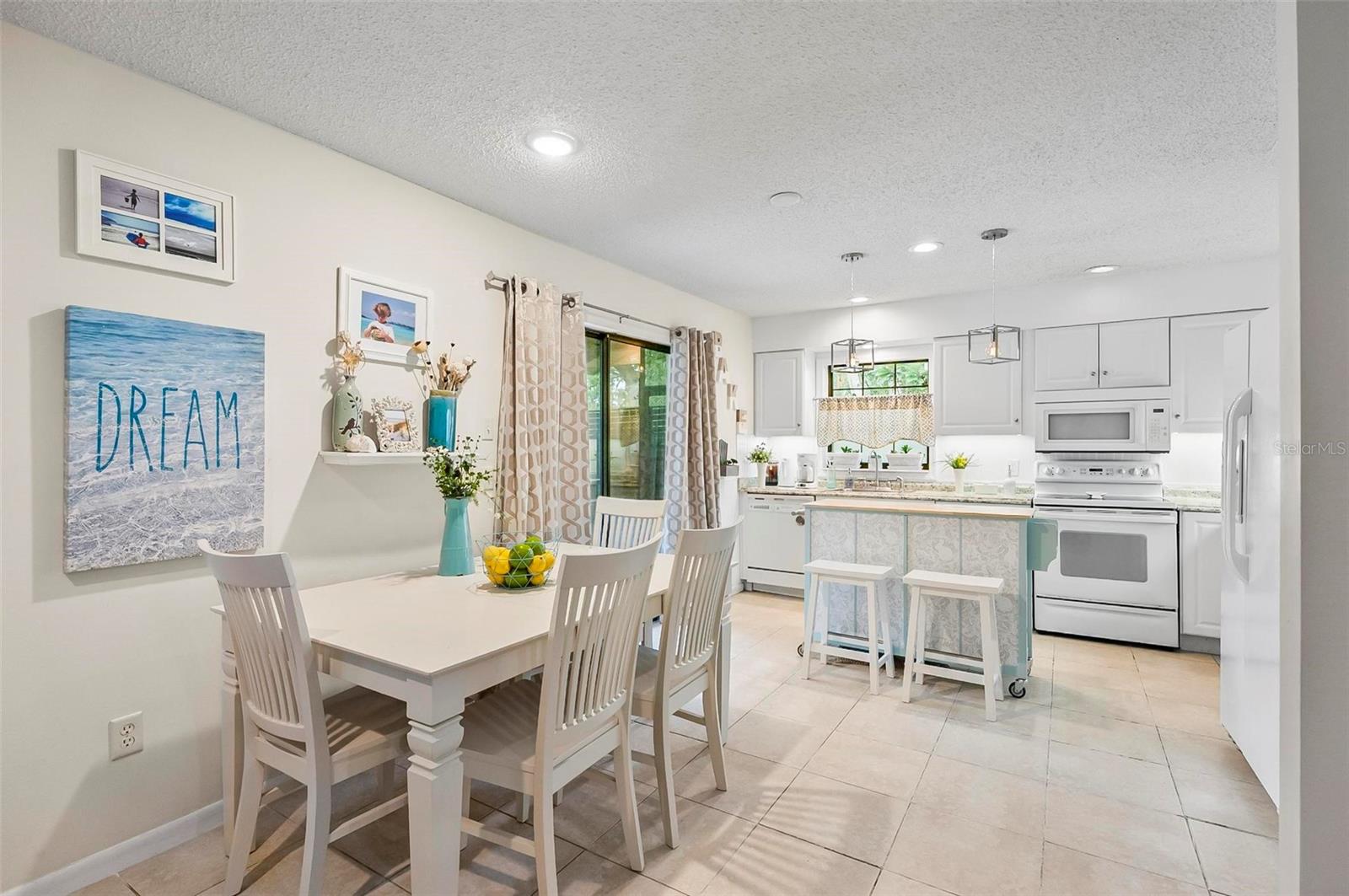Image 7 of 40 For 230 Beechwood Lane
