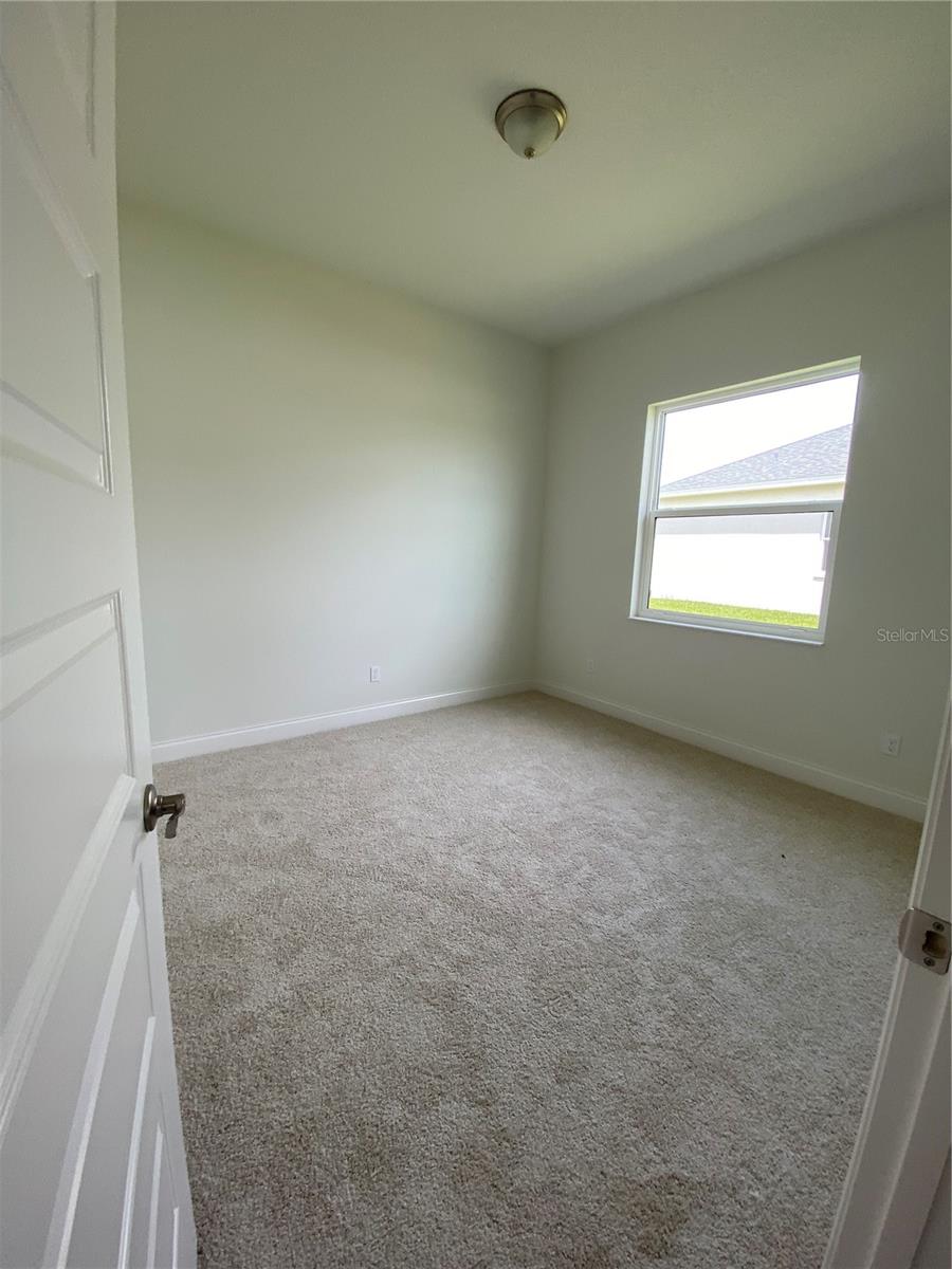 Image 8 of 19 For 958 Megano Boulevard