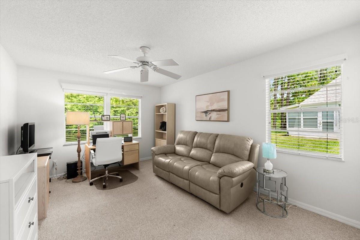 Image 20 of 63 For 124 Kingbird Circle 2040