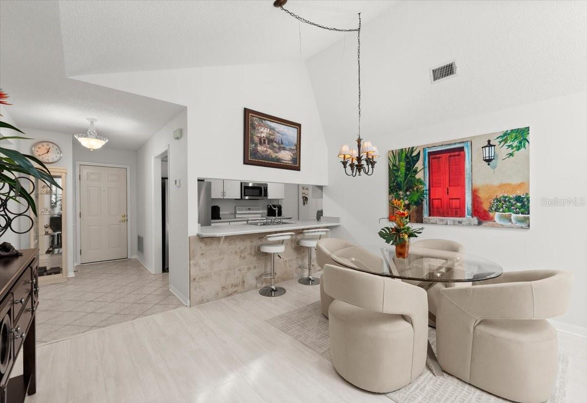 Image 4 of 63 For 124 Kingbird Circle 2040
