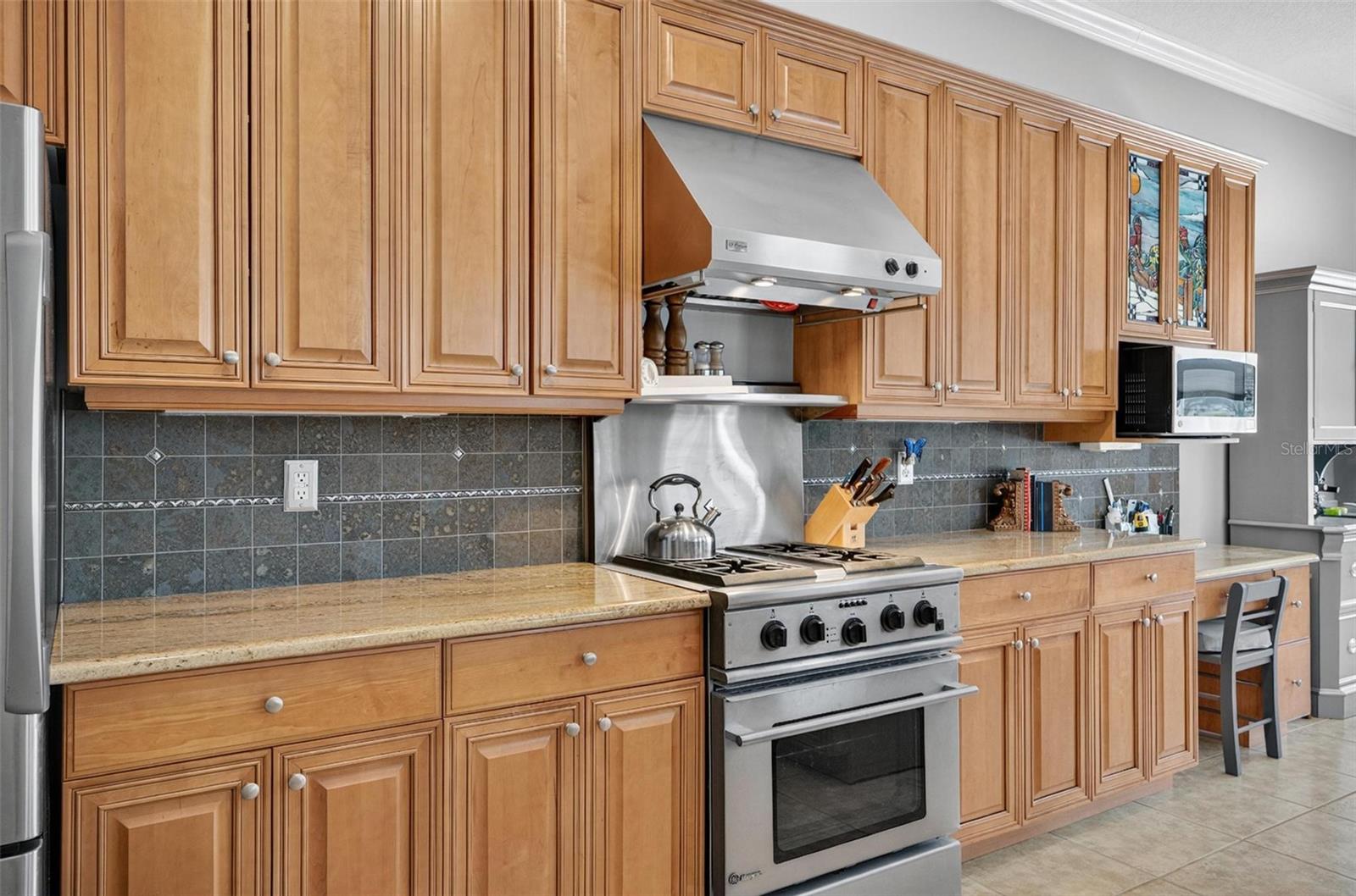 Image 12 of 46 For 8 Hidden Lake Way