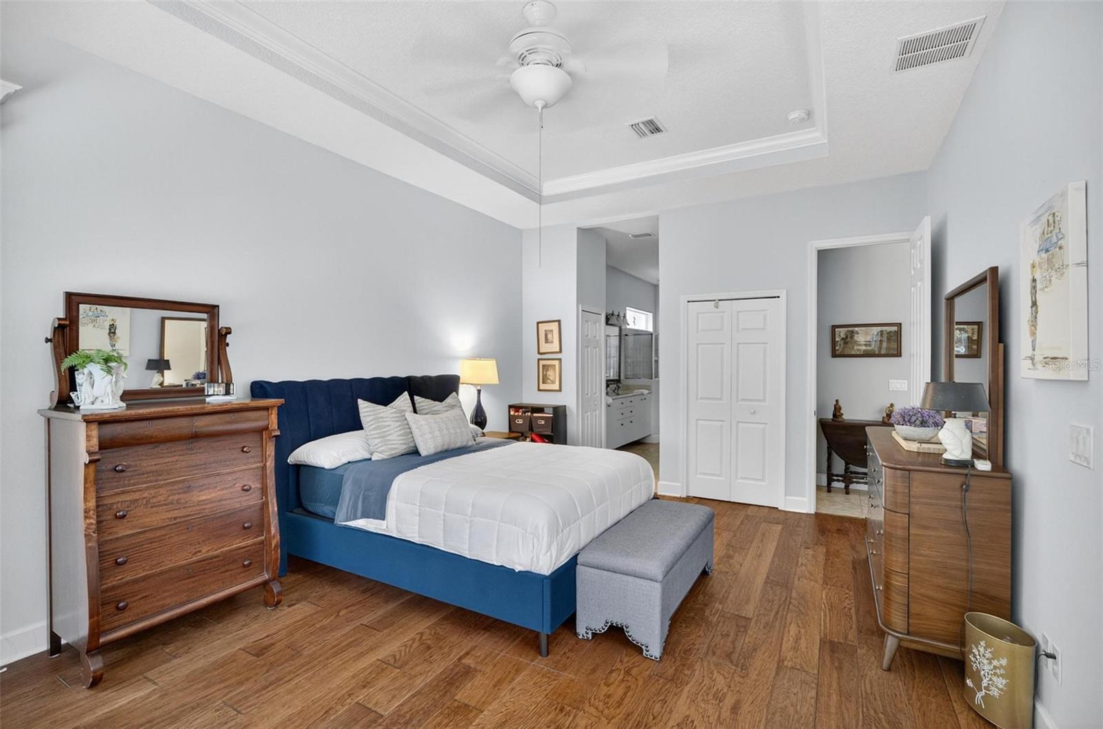 Image 24 of 46 For 8 Hidden Lake Way