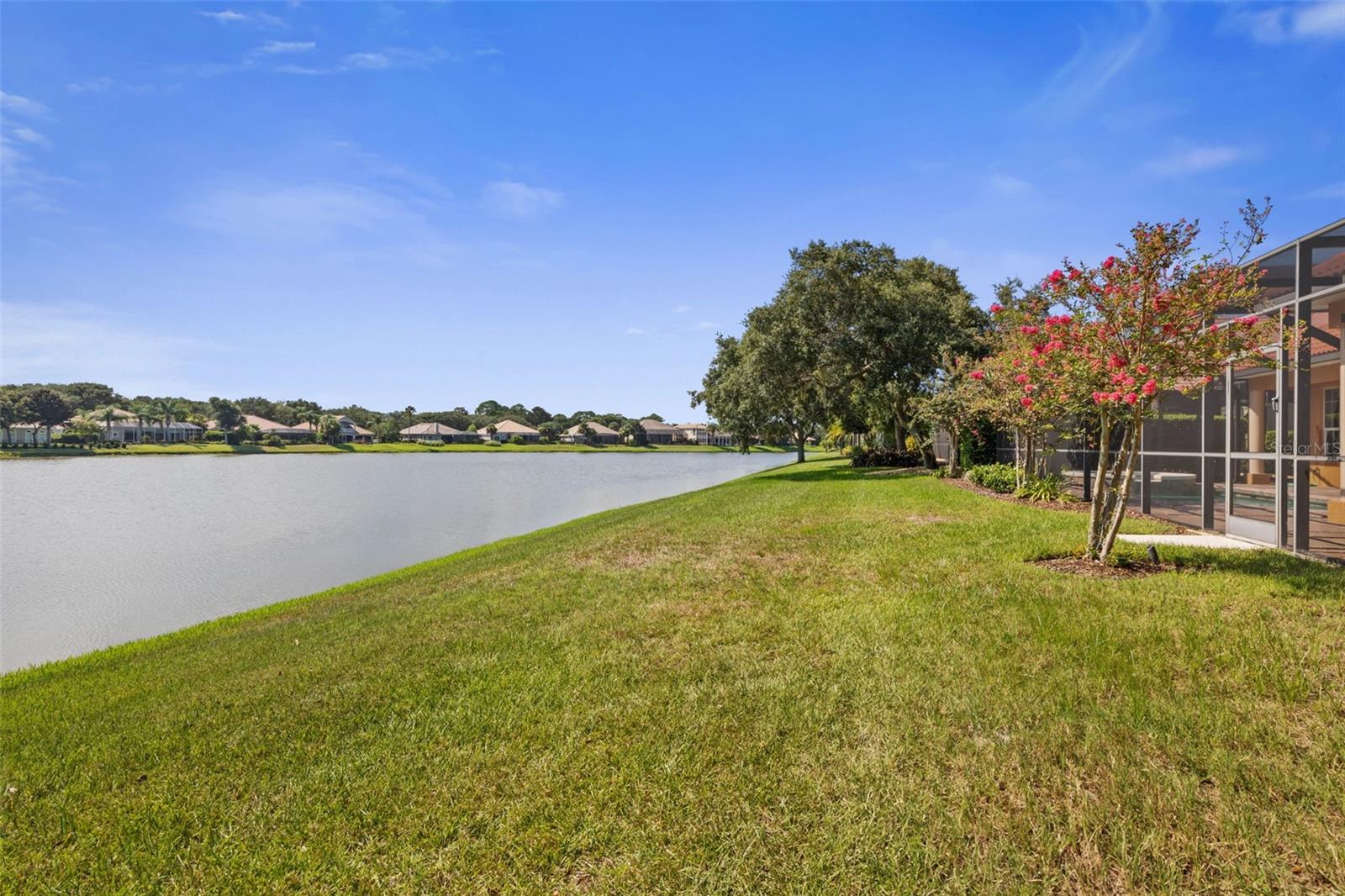 Image 34 of 100 For 30 Oak View Circle E