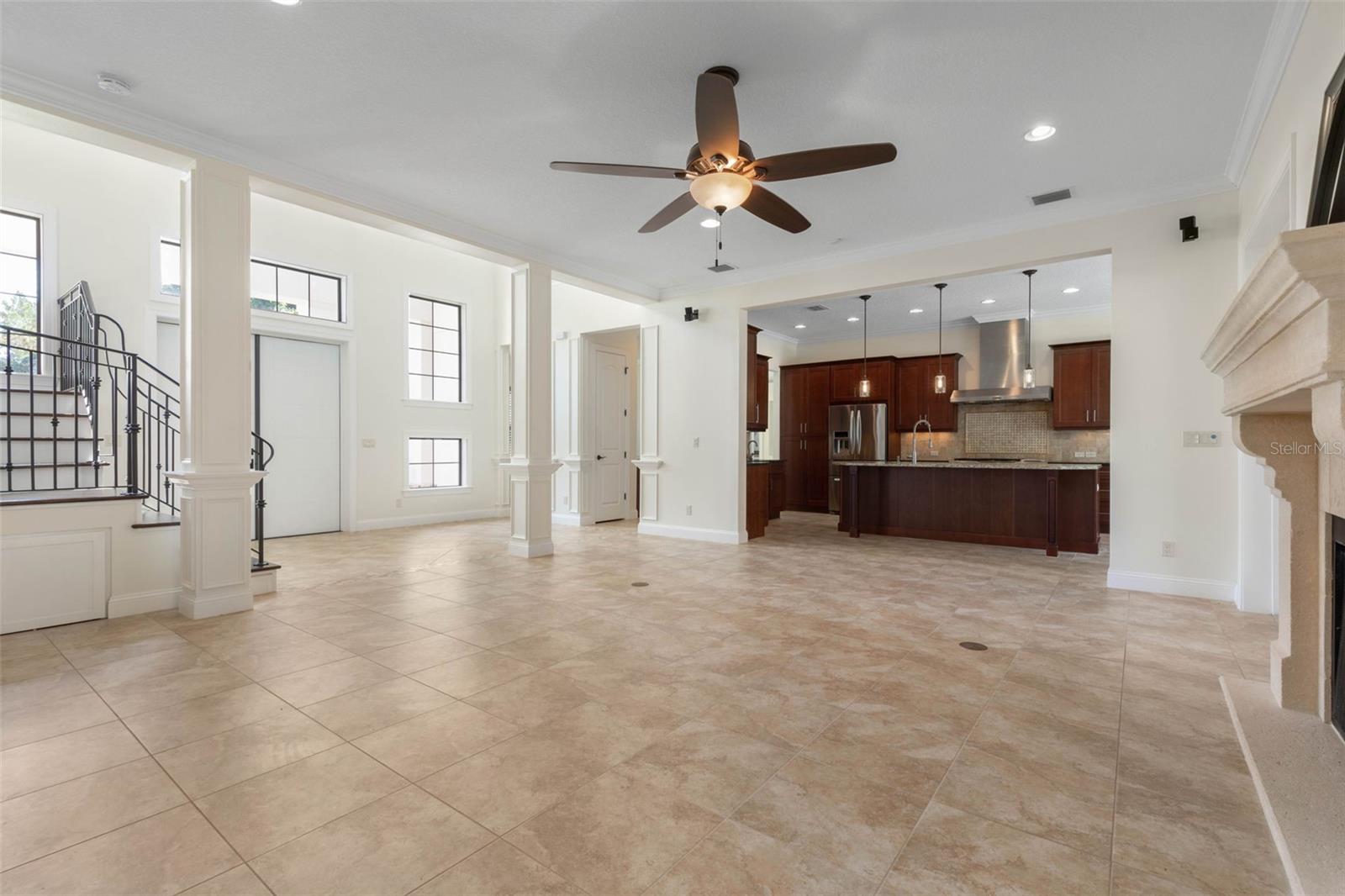 Image 11 of 100 For 7 Spanish Oaks Court