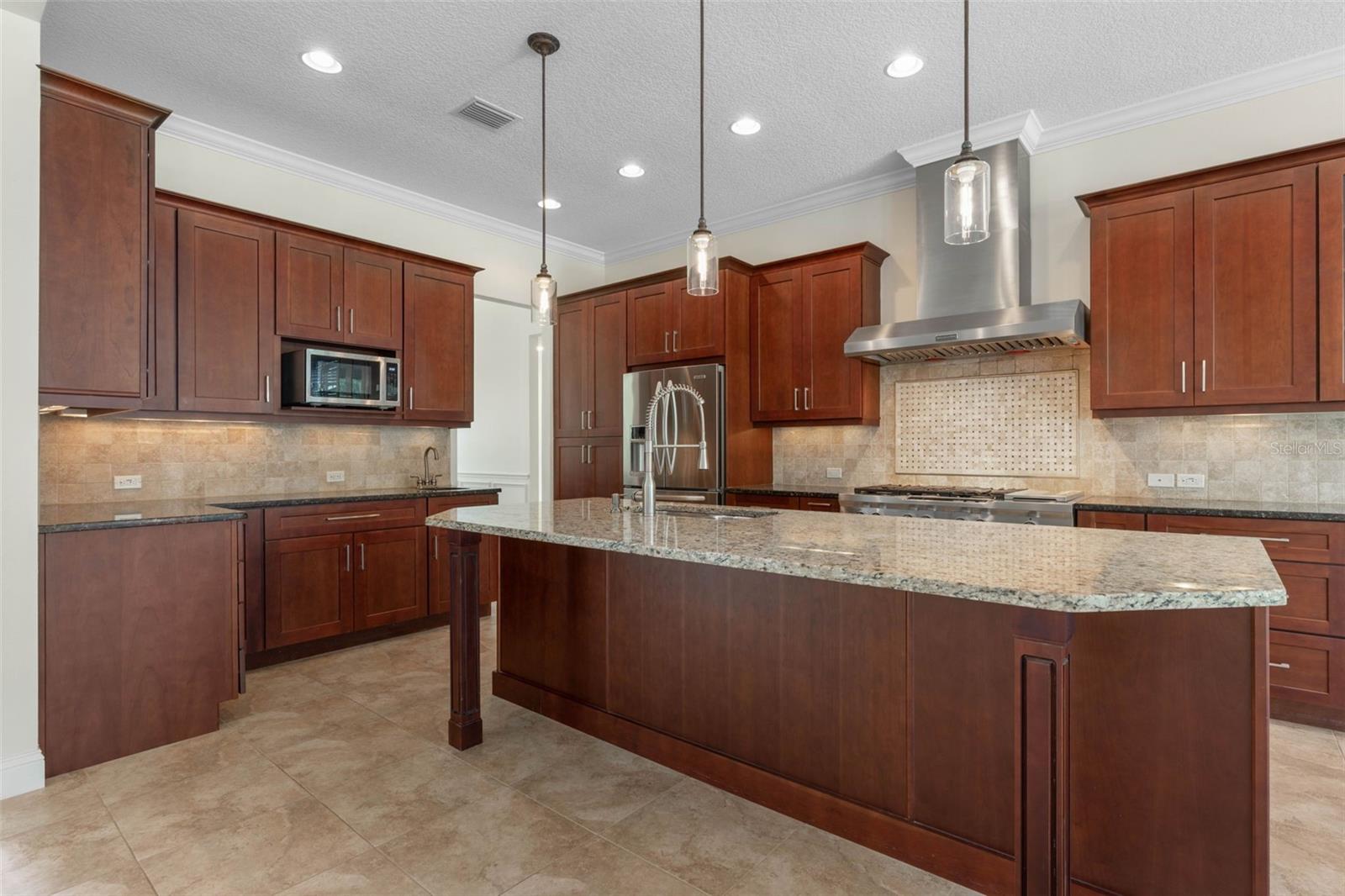 Image 14 of 100 For 7 Spanish Oaks Court