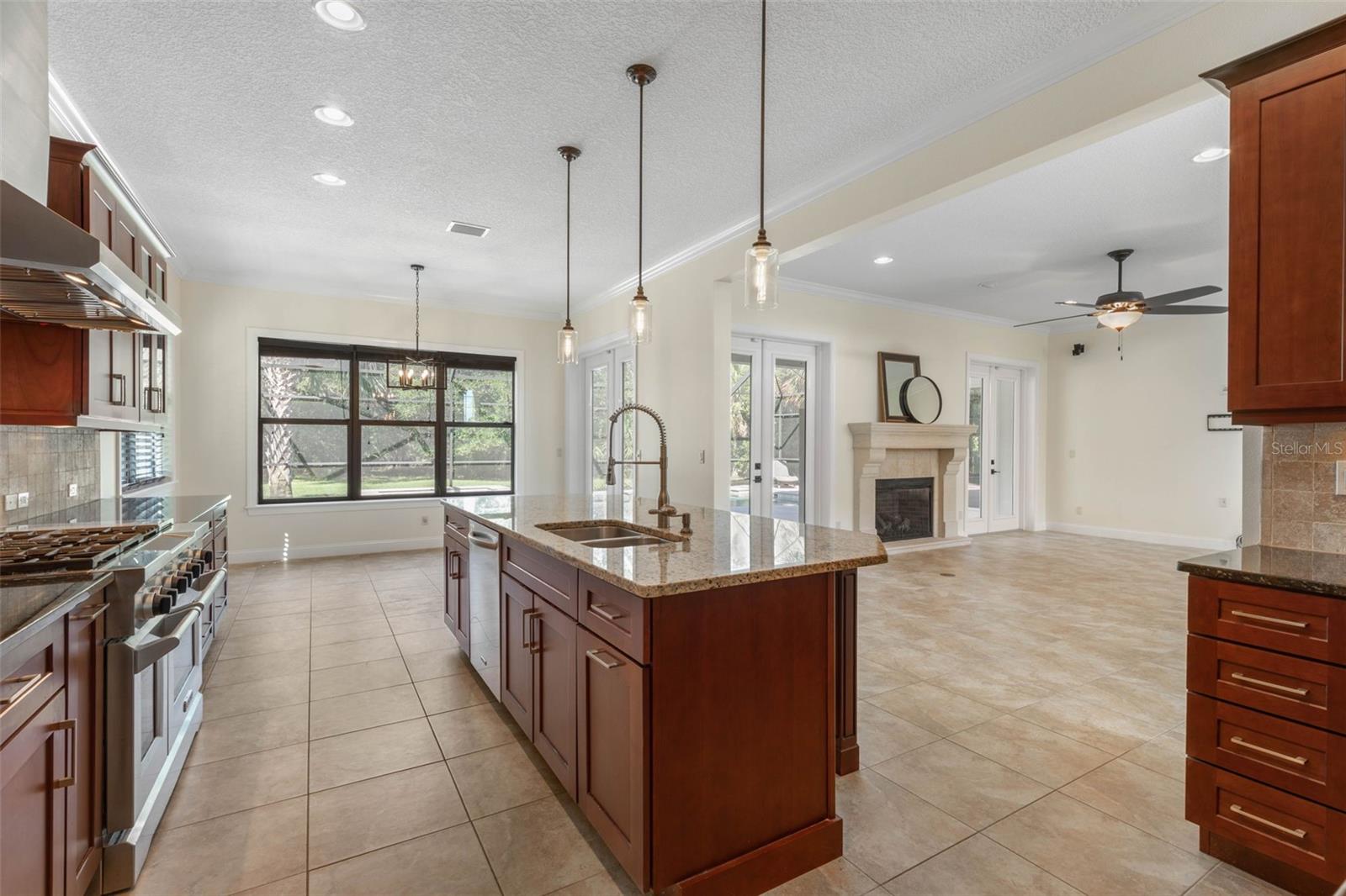Image 17 of 100 For 7 Spanish Oaks Court