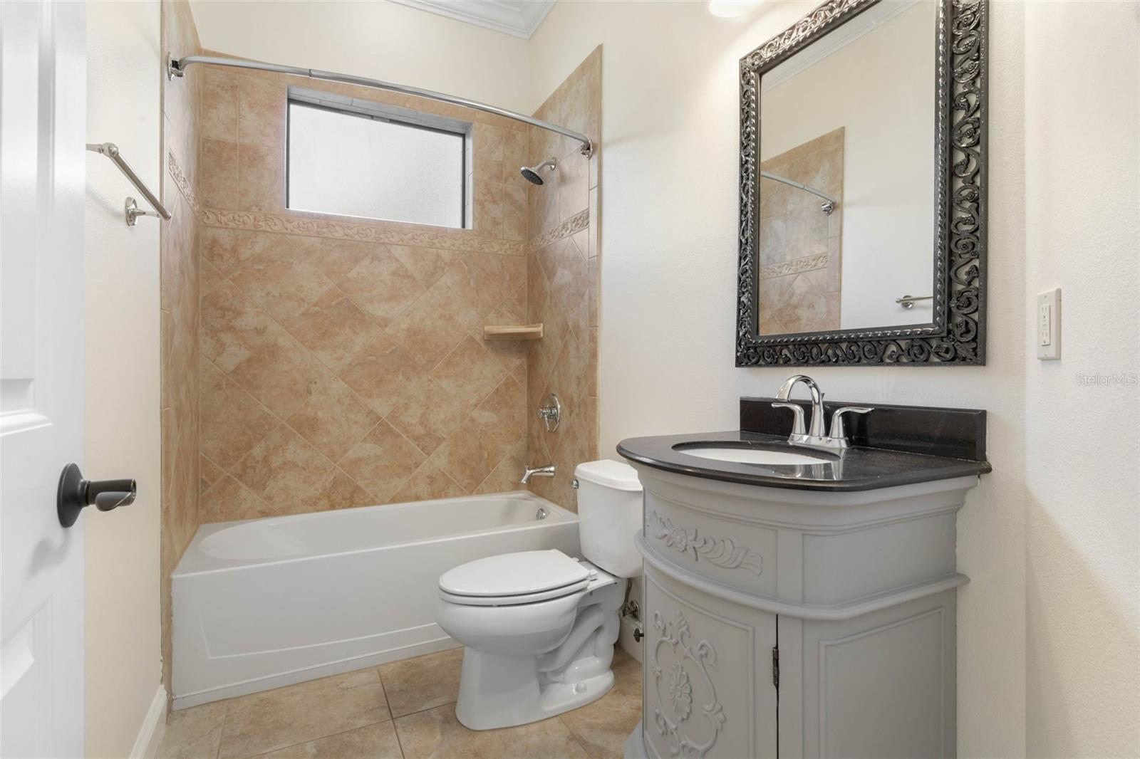 Image 33 of 100 For 7 Spanish Oaks Court