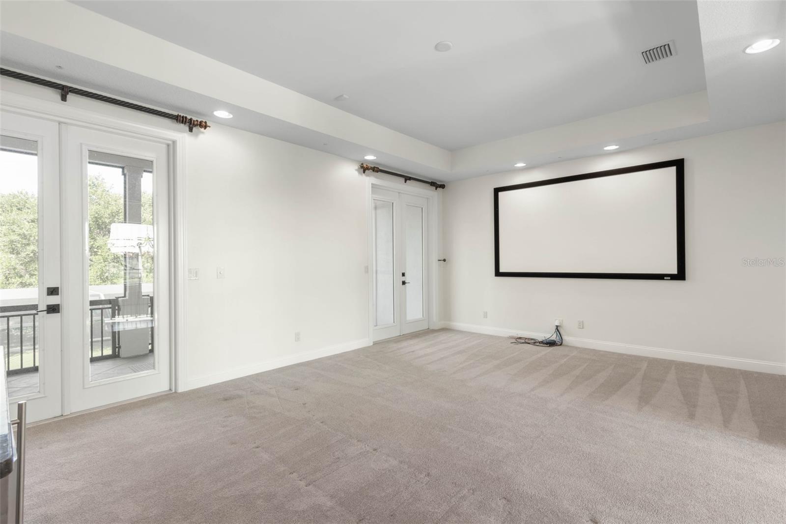 Image 36 of 100 For 7 Spanish Oaks Court