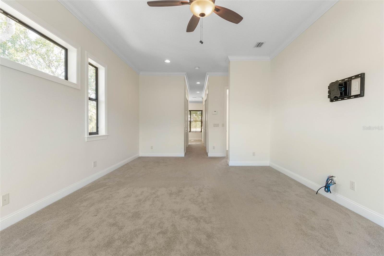 Image 44 of 100 For 7 Spanish Oaks Court
