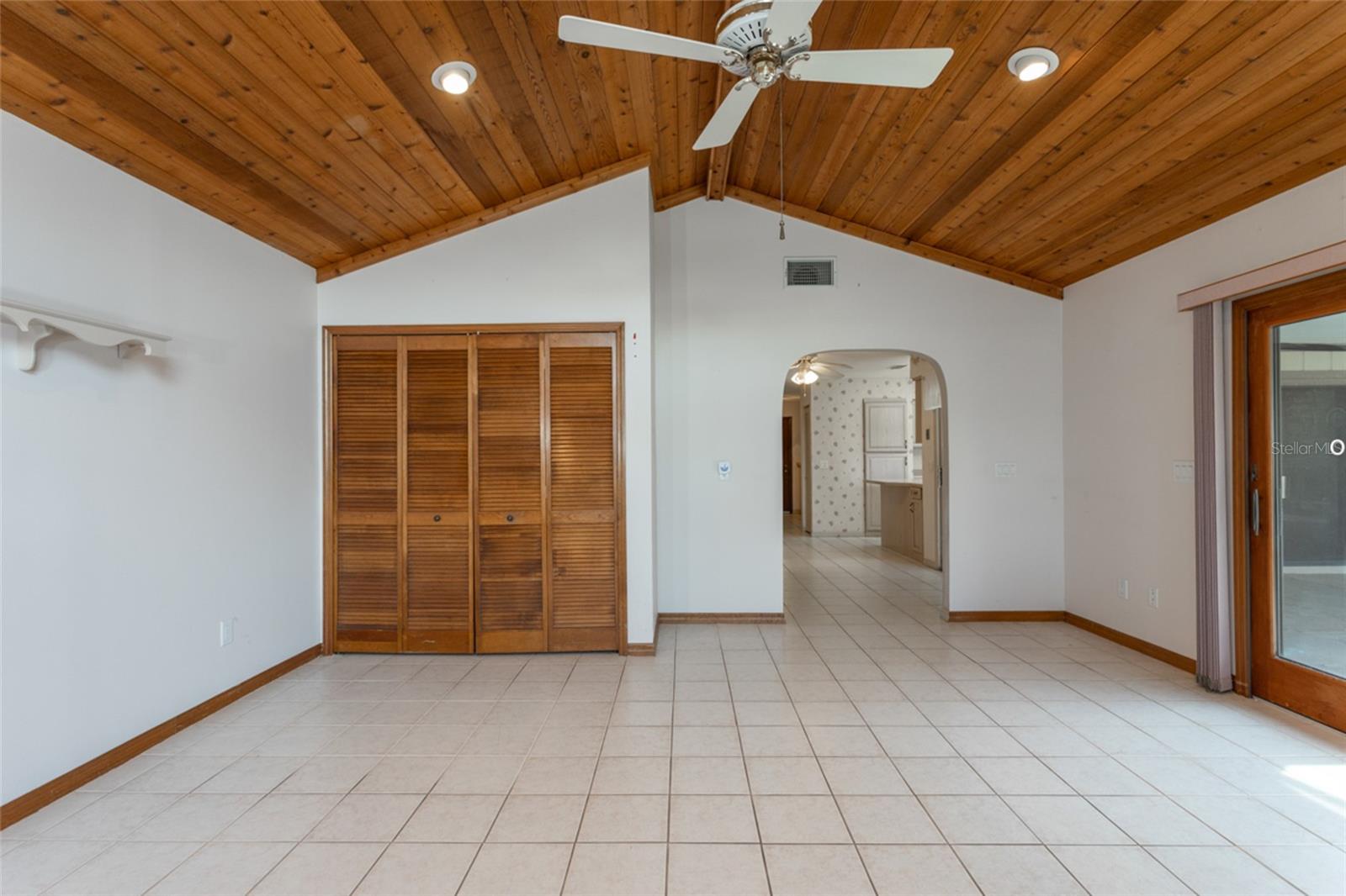 Image 20 of 51 For 41 Covington Lane