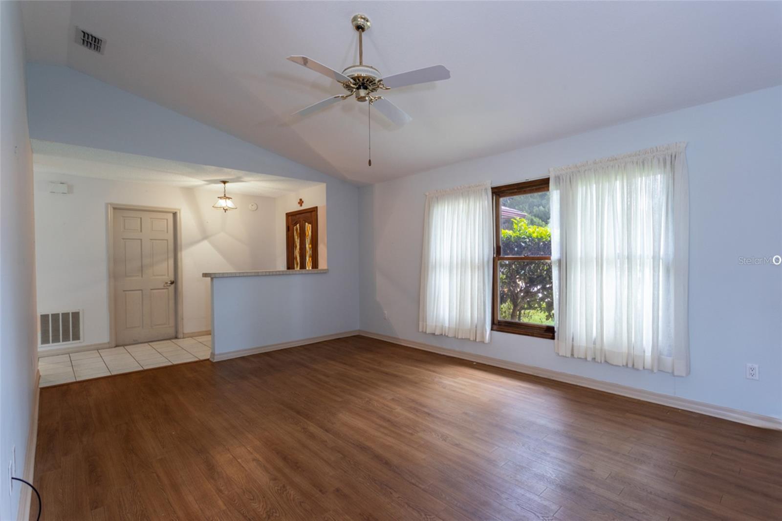 Image 21 of 51 For 41 Covington Lane