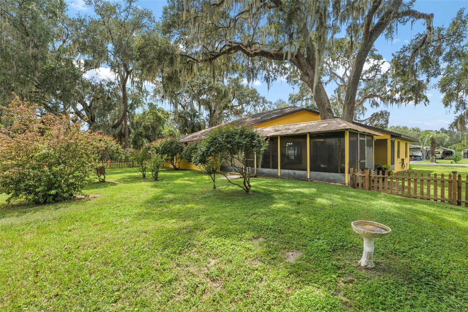 Image 33 of 42 For 1251 Cr 436  