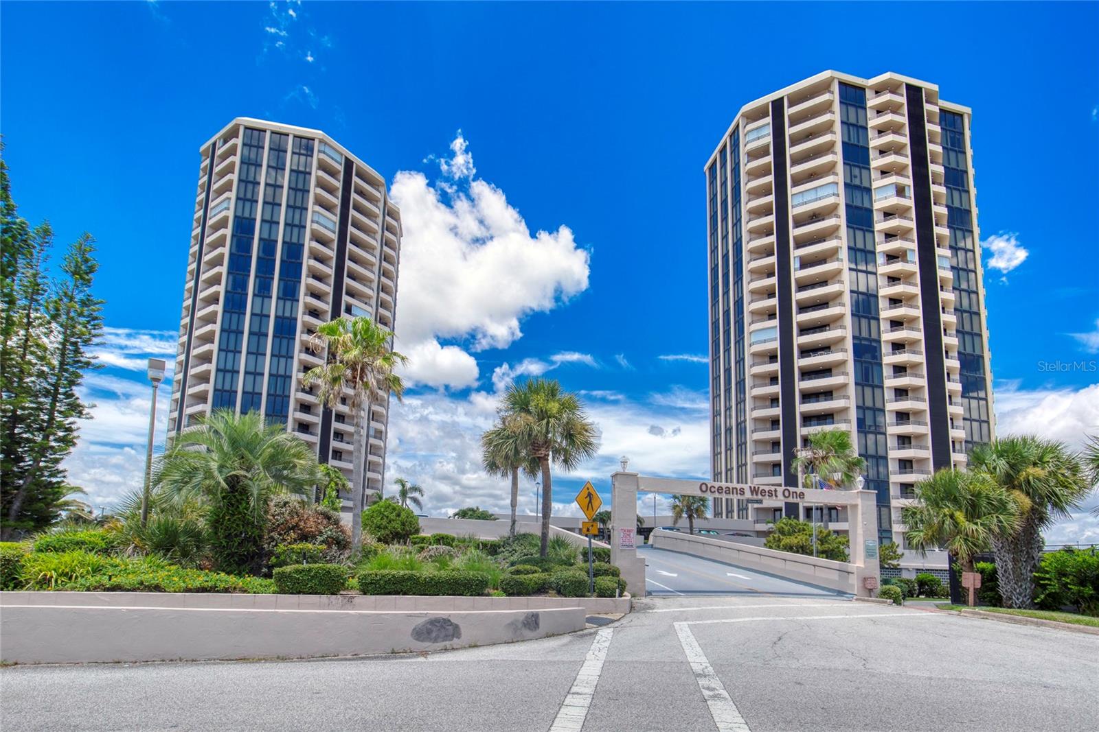 Image 3 of 51 For 1 Oceans West Boulevard 2a3