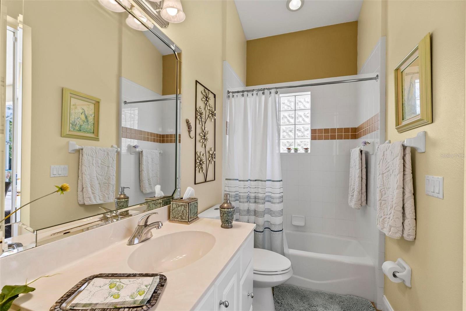 Image 70 of 76 For 98 Southlake Drive