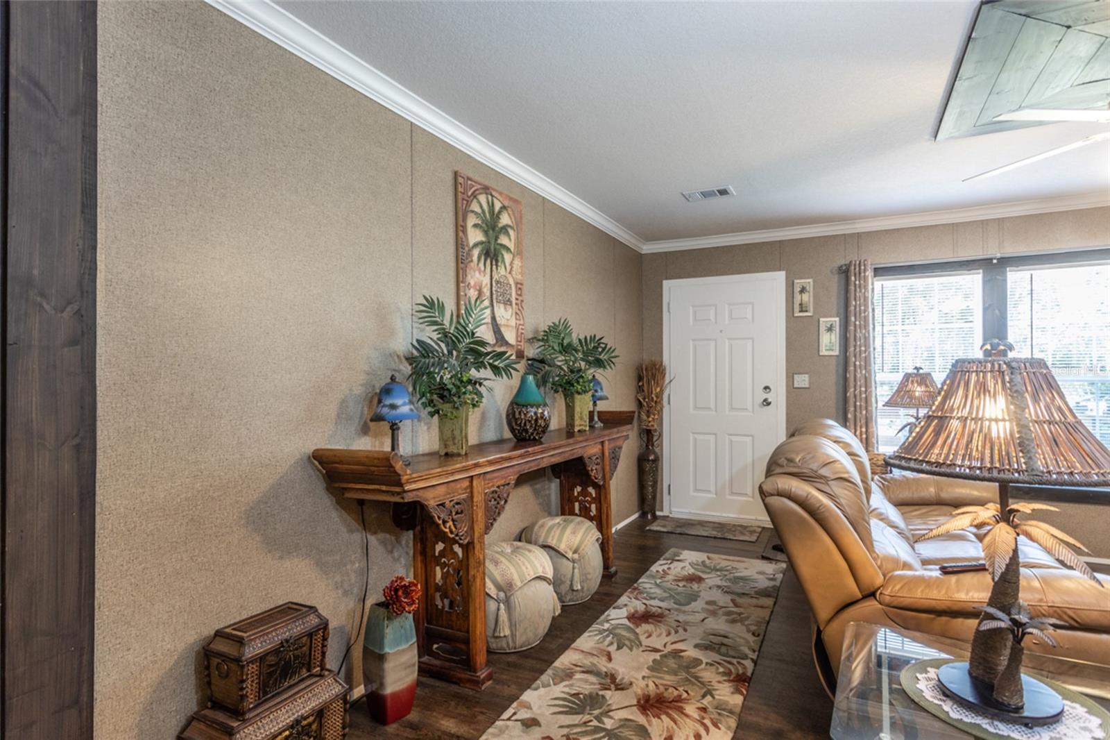 Image 9 of 41 For 5055 Flagler Estates Boulevard