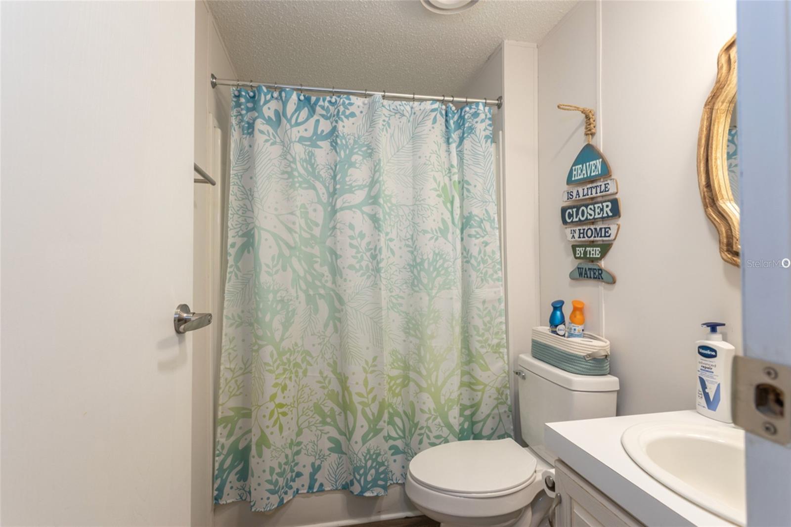 Image 19 of 48 For 1513 Mistletoe Street