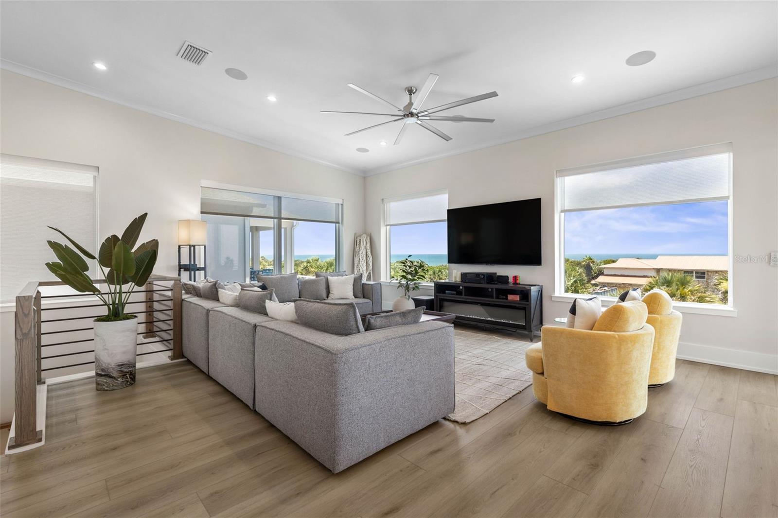 Image 3 of 71 For 3538 Ocean Shore Boulevard