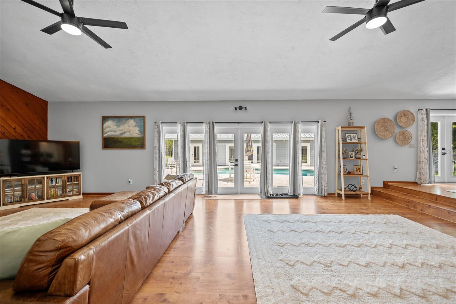 Image 27 of 67 For 918 Gallberry Court