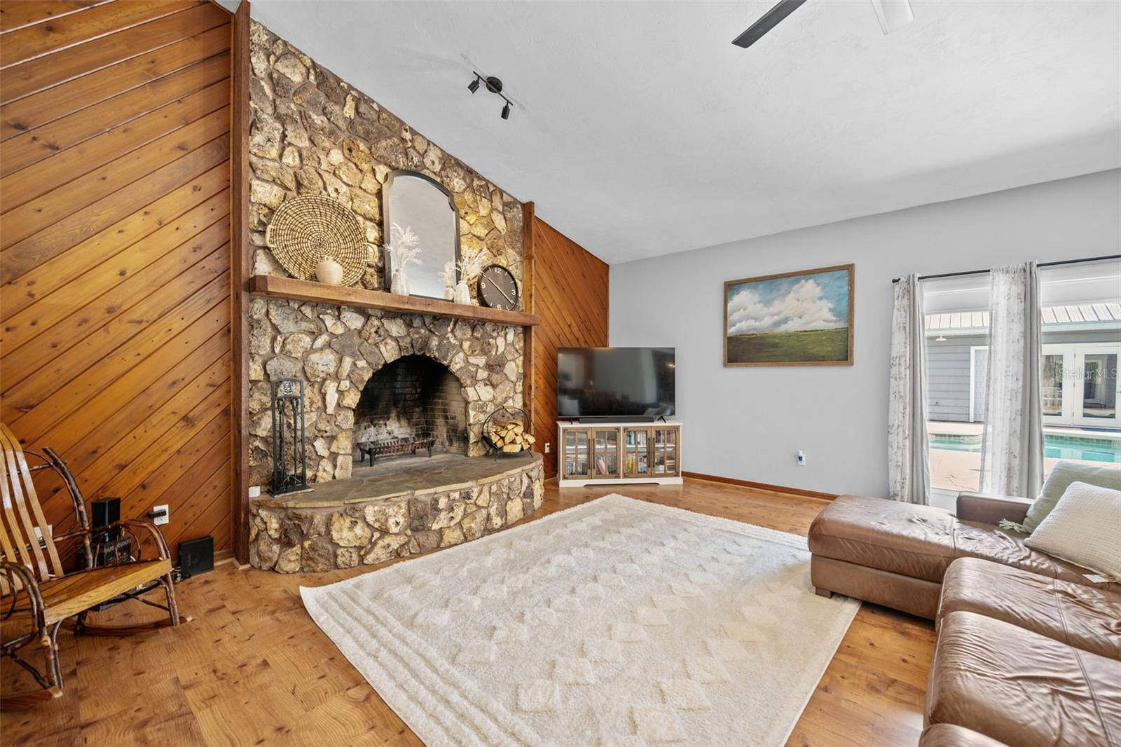 Image 28 of 67 For 918 Gallberry Court