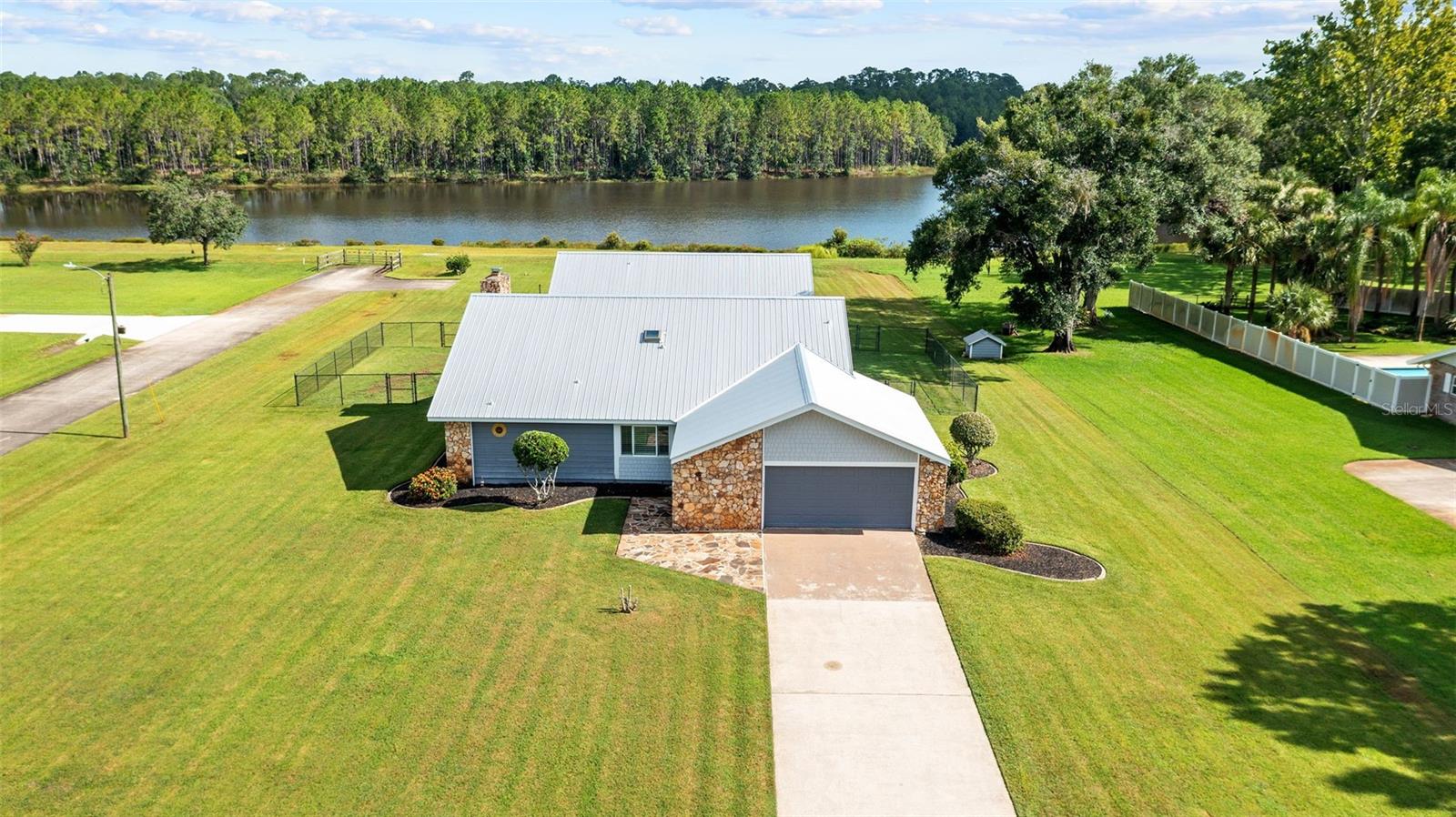 Image 3 of 67 For 918 Gallberry Court