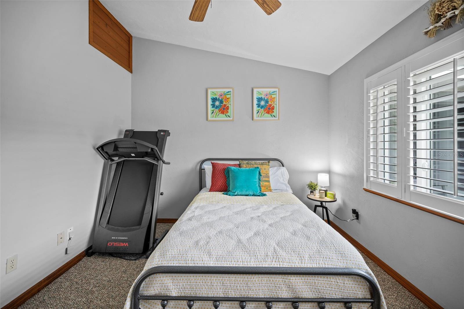 Image 34 of 67 For 918 Gallberry Court