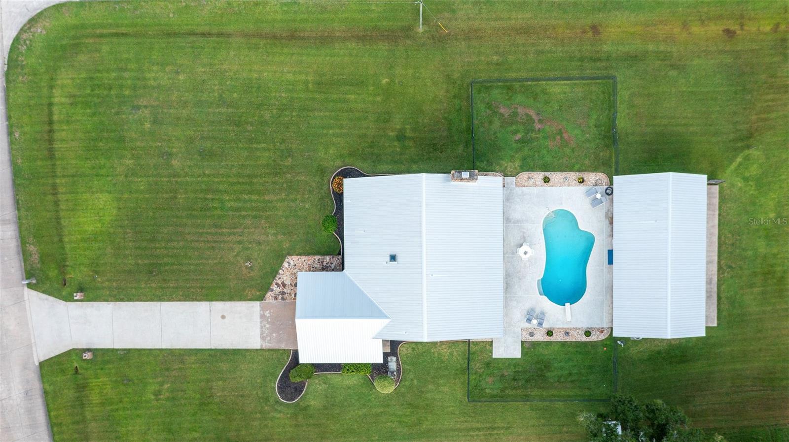 Image 4 of 67 For 918 Gallberry Court